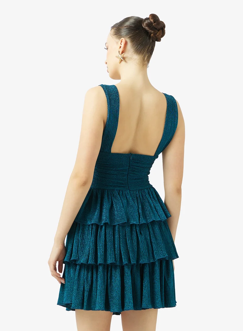 جينجر Sweetheart Neck Strar Accent Detail Tired Dress